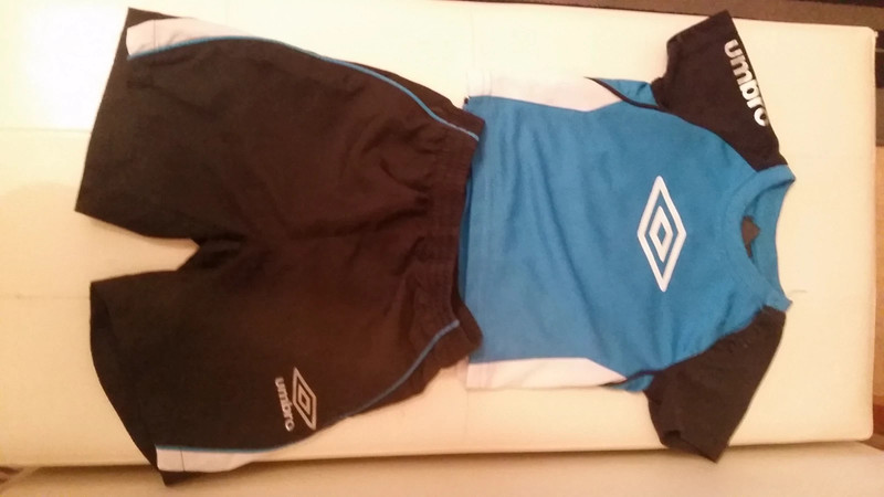 Ensemble gar on Umbro 3 6 mois Vinted