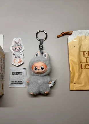 LABUBU, marke: POPMART, zustand: Neu, mit Etikett, größe: Frühchen, bis 44, 30,00 €, 32,20 € inklusive Vinted-Käuferschutz