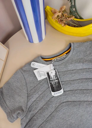 T-shirt grigia K-Way nuova con cartellino, brand: K-Way, condizioni: Nuovo con cartellino, taglia: 8 anni / 128 cm, €16.00, €17.50 include la Protezione acquisti