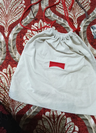 Zainetto sacca in tessuto – stile minimal con cordoncini rossi camper, marque: Camper, état: Très bon état, 10,00 €, 11,20 € Protection acheteurs incluse