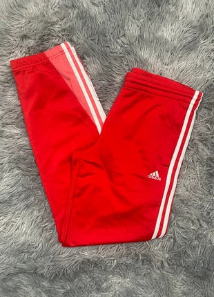 Jogging adidas femme Rouge logo brodé L, marque: adidas, état: Très bon état, taille: L / 40 / 12, 14,00 €, 15,40 € Protection acheteurs (Pro) incluse