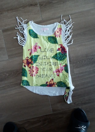 T-shirt  , marque: Piazza Italia, état: Bon état, taille: 7 ans / 122 cm, 1,00 €, 1,75 € Protection acheteurs incluse