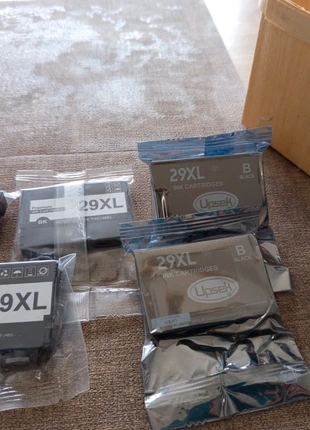 Lot 8 cartouches couleur noire 29XL, marque: upsek, état: Neuf avec étiquette, 4,00 €, 4,90 € Protection acheteurs incluse