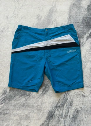 Short de bain Adidas vintage bleu turquoise bandes blanches et noires logo brodé taille 2XL homme, marke: adidas, zustand: Sehr gut, größe: XXL, 19,99 €, 21,69 € beinhaltet Vinted-Käuferschutz Pro