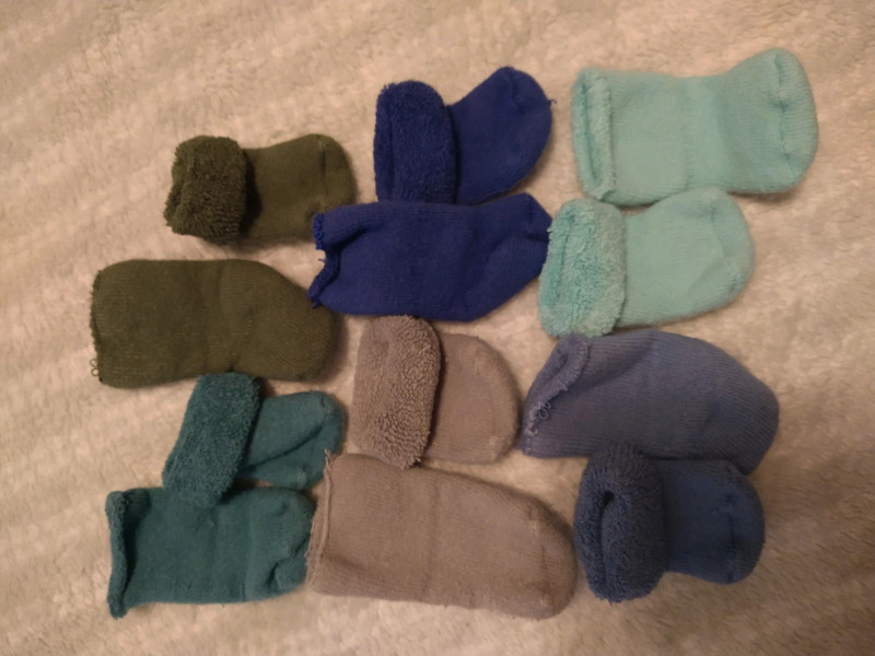 6 Pair Plush Baby Socks Blues Greens Neutrals 1