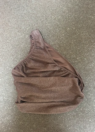 Glitter one shoulder top, merk: Shein, staat: Heel goed, maat: M / 38 / 10, € 5,00, € 5,95 inclusief Kopersbescherming