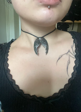 pendentif ailes d’ange, brand: Alchemy Gothic, condizioni: Nuovo senza cartellino, €15.00, €16.45 include la Protezione acquisti