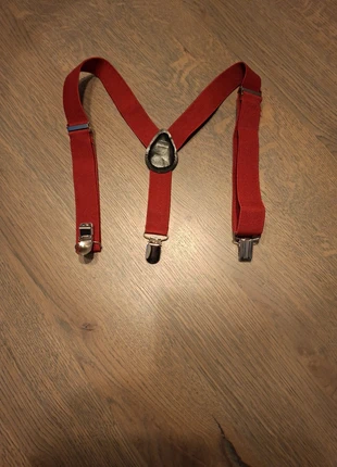 Bretels kinder 2 jaar rood, merk: H&M, staat: Heel goed, € 1,00, € 1,75 inclusief Kopersbescherming