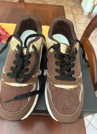 Scarpa passeggio colori caldi, marque: YMCA, état: Neuf avec étiquette, taille: 39, 7,00 €, 8,05 € Protection acheteurs incluse