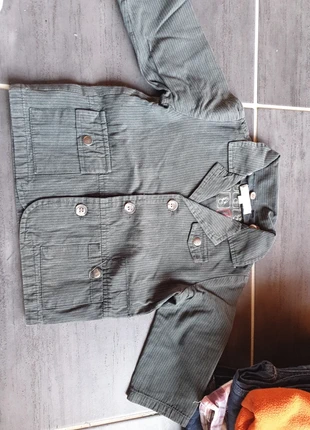 Jolie veste , merk: Vertbaudet, staat: Heel goed, maat: 9-12 maanden / 74 cm, € 2,00, € 2,80 inclusief Kopersbescherming