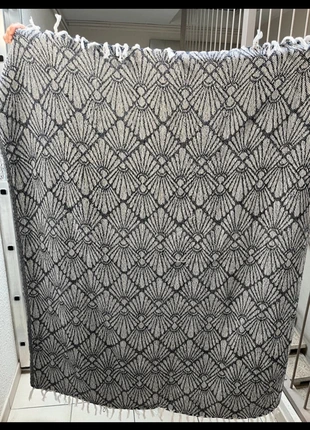 Jeté de canapé, marca: The Home Deco Factory, estado: Muito bom, tamanho: 125 x 150 cm, €1.80, €2.59 inclui Proteção do Comprador