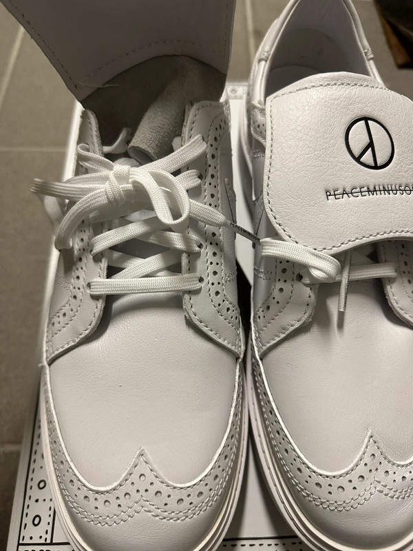 Nike Kwondo 1 G-Dragon Peaceminusone triple white sneakers | Vinted