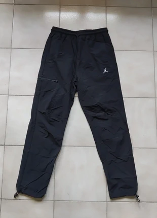 pantaloni jordan, brand: Jordan, condizioni: Nuovo senza cartellino, taglia: M, €20.00, €21.70 include la Protezione acquisti
