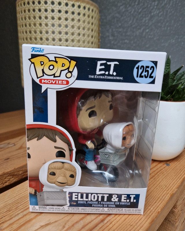Figurine Funko pop Elliot et E.T 1252