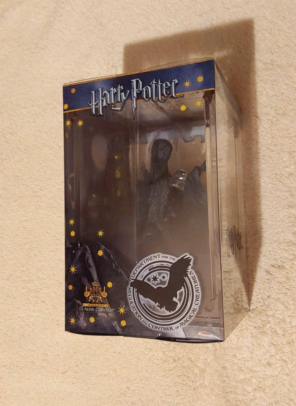 Figurine Harry Potter magical créature dementor n° 7