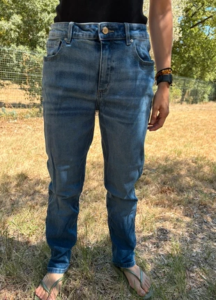 Jean Nagev W31 L30 coupe droite modèle Lila  – denim brut tendance, merk: nagev, staat: Goed, maat: L, € 4,00, € 4,90 inclusief Kopersbescherming