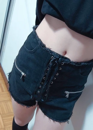 Alternative high waist shorts, brand: Romwe, condizioni: Nuovo senza cartellino, taglia: S / IT 40 / EU 36, €8.00, €9.10 include la Protezione acquisti