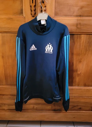 Polo OM, marca: adidas, estado: Muy bueno, tamaño: XS, 10,00 €, 11,20 € Protección al comprador incluida