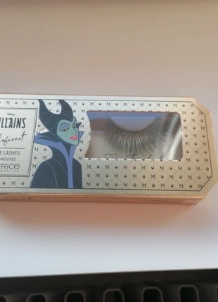 Maleficent wimpers van Catrice Disney Villains, marca: Catrice, estado: Novo com etiquetas, €3.00, €3.85 inclui Proteção do Comprador