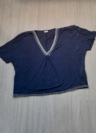 T-shirt léger bleu marine avec broderie style Bohême Taille S, brand: Pimkie, condition: Very good, size: S / 36 / 8, €3.00, €3.85 includes Buyer Protection