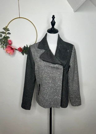 Veste Julie Guerlande Laine Tweed Chiné Gris Anthracite, marke: Julie Guerlande, zustand: Sehr gut, größe: M / 38 / 10, 7,00 €, 8,05 € inklusive Vinted-Käuferschutz
