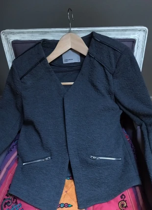 Veste grise ajustée, marke: Vero Moda, zustand: Sehr gut, größe: M / 38 / 10, 4,00 €, 4,90 € inklusive Vinted-Käuferschutz