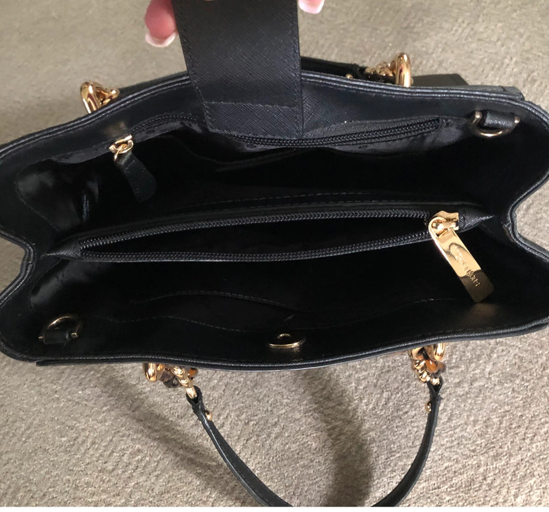 Michael Kors Black Leather crossbody 4