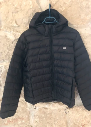 Doudoune levi’s, marke: Levi's, zustand: Gut, größe: L / 40 / 12, 25,00 €, 26,95 € inklusive Vinted-Käuferschutz