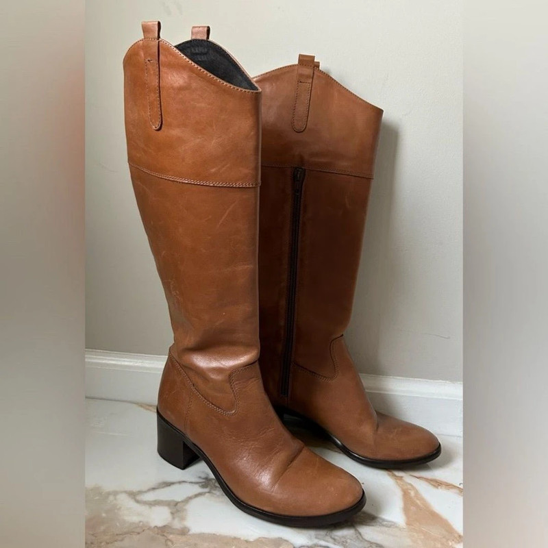 Charles David Braden Cognac Color Leather Boot 2.5" Heel Size 6 1