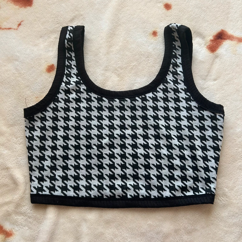 Houndstooth crop top 2