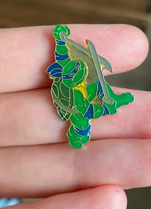Pins tortue ninja, marque: NINJA, état: Très bon état, 6,00 €, 7,00 € Protection acheteurs incluse
