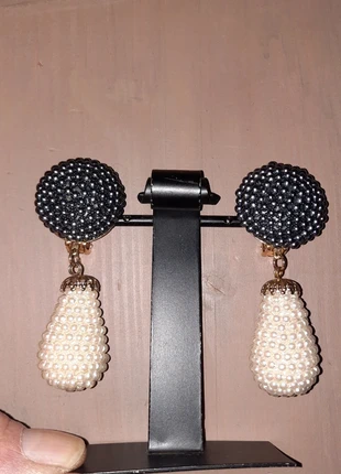 Paire de boucles d'oreilles clips dorés vintage fausses perles, marque: Vintage Chic, état: Très bon état, 15,00 €, 16,45 € Protection acheteurs incluse