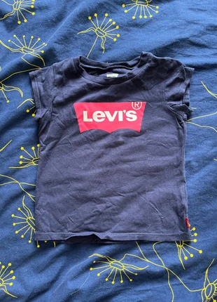 Tee shirt levis 2 ans 92 cm, marque: Levi's, état: Très bon état, taille: 24-36 mois / 92 cm, 3,00 €, 3,85 € Protection acheteurs incluse