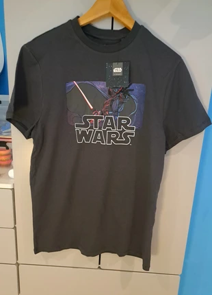 Star wars Darth Vader Medium new, merk: Star Wars, staat: Nieuw met prijskaartje, maat: M, € 14,95, € 16,40 inclusief Kopersbescherming Pro