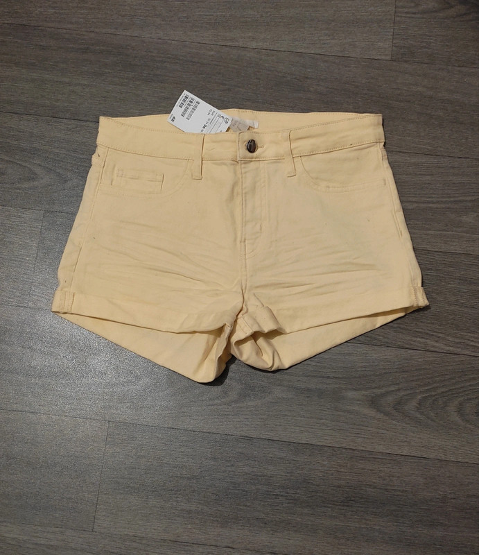 Short jaune clair 2