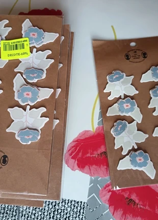 Stickers fleurs, merk: Søstrene Grene, staat: Nieuw met prijskaartje, maat: Universeel, € 6,50, € 7,53 inclusief Kopersbescherming