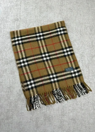 Écharpe Burberry beige, brand: Burberry, condition: Very good, €55.00, €58.45 includes Buyer Protection Pro