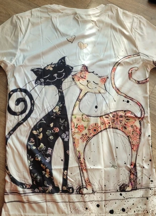 T-shirt Chat, condition: New with tags, size: M, €7.00, €8.05 includes Buyer Protection