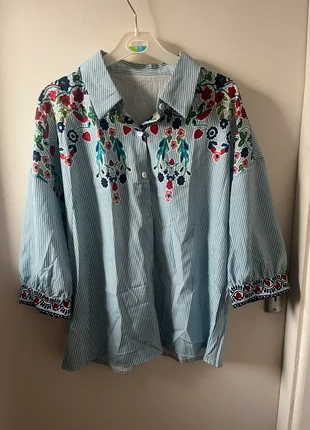 Embroidered Floral Striped Blouse (Size L / UK 14), marque: Shein, état: Très bon état, taille: L / 40 / 12, 4,00 €, 4,90 € Protection acheteurs incluse