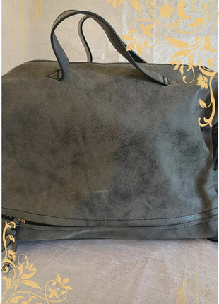 Sac gris Multi poche, excellent état, marque: Tendance, état: Très bon état, 15,00 €, 16,45 € Protection acheteurs incluse