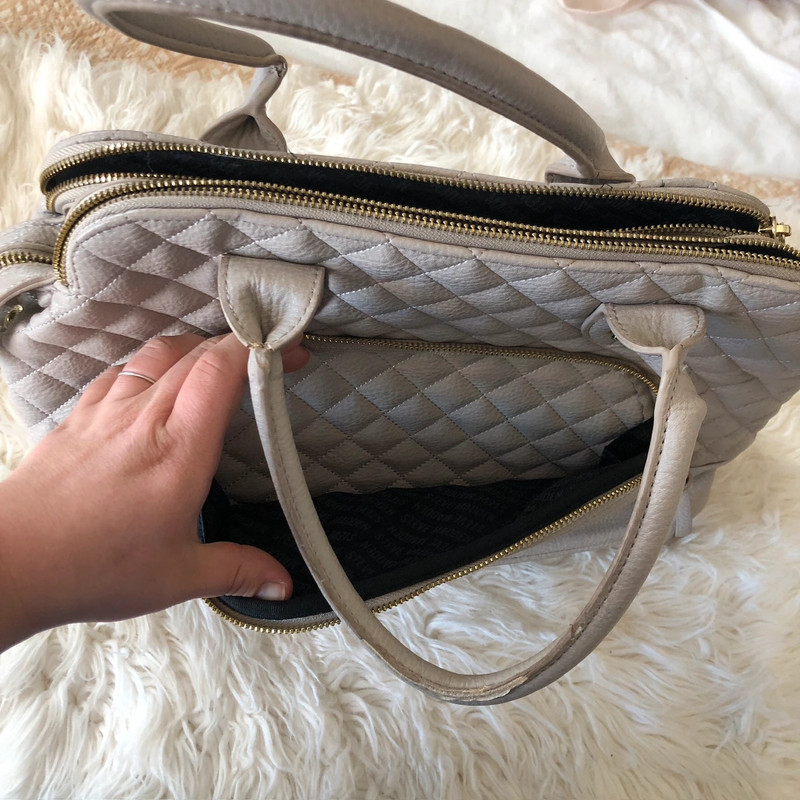 Gray Steve Madden Purse 5