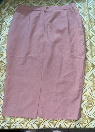 Jupe crayon rose lilas taille 46 , marke: Karting, zustand: Neu, größe: XXXL / 46 / 18, 10,00 €, 11,20 € inklusive Vinted-Käuferschutz