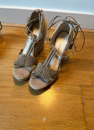 Wedges van Paloma Barcelo, merk: Paloma Barcelo, staat: Nieuw zonder prijskaartje, maat: 40, € 35,00, € 37,45 inclusief Kopersbescherming