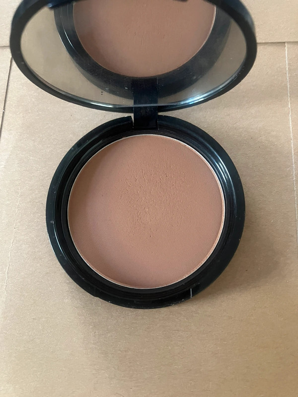 NYX Pro Makeup Matte Bronzer 5