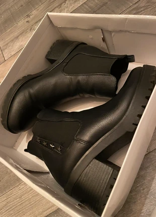 Botte, marque: CUIR, état: Bon état, taille: 37, 10,00 €, 11,20 € Protection acheteurs incluse