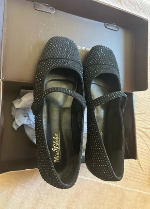 Scarpe Mary Jane nere con strass - Miss Globo - NUOVE! / Black rhinestone Mary Jane shoes - NEW!, marca: Miss Globo, estado: Novo com etiquetas, tamanho: 38, €18.00, €19.60 inclui Proteção do Comprador