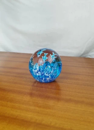 Sulfure ou Boule Presse Papier en Verre Bullé Dauphin Bleu Vintage années 70s, brand: Vintage, condizioni: Ottime, €30.00, €32.20 include la Protezione acquisti