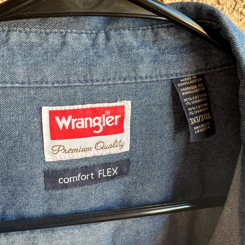 Wrangler button down 2