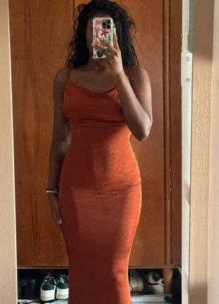 Vestito lungo arancione brillante, marca: Shein, estado: Muito bom, tamanho: S / 36 / 8, €9.00, €10.15 inclui Proteção do Comprador