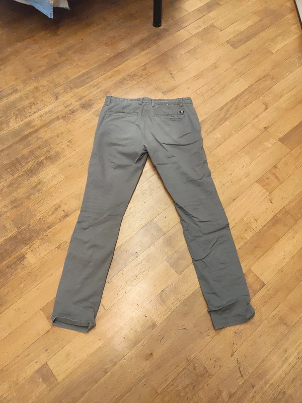 Pantalone grigio slim 3